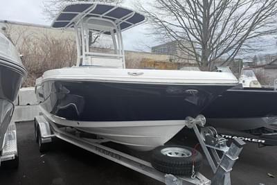 BOATZON | Robalo R202 Explorer 2025 BOATZON | Robalo R202 Explorer 2025