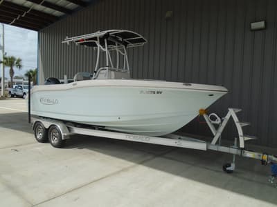 BOATZON | Robalo R202EX 2021 BOATZON | Robalo R202EX 2021