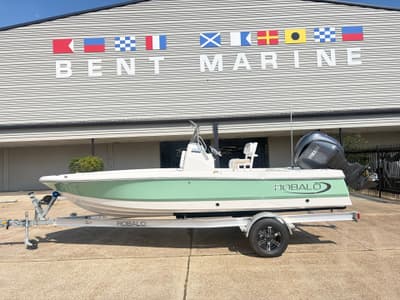 BOATZON | Robalo R206 PRO 2027