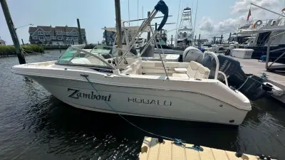 BOATZON | Robalo R207 2015