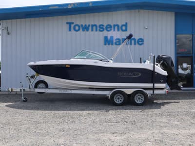 BOATZON | Robalo R207 2022