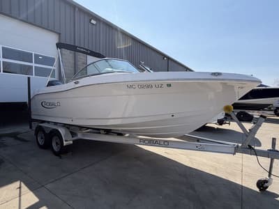 BOATZON | Robalo R207 2023