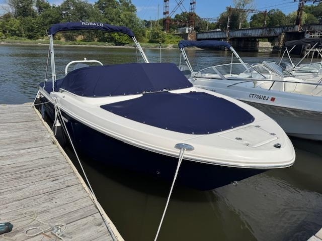 2024 Robalo R207 Dual Console - Sold Boat