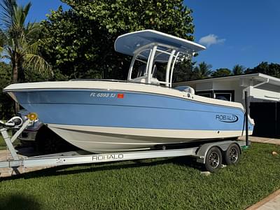 BOATZON | Robalo R222 2023