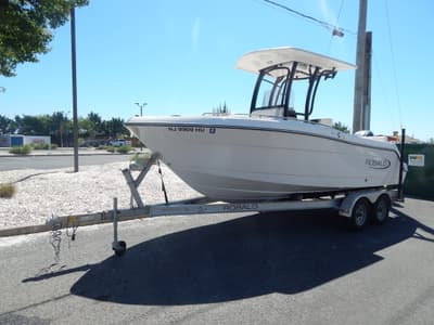BOATZON | Robalo R222 2025