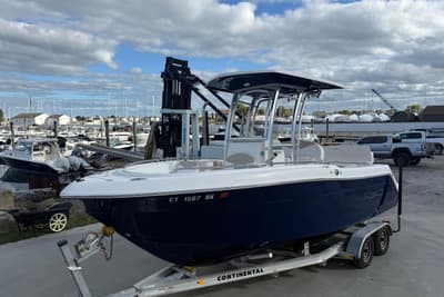BOATZON | Robalo R222 Explorer 2018