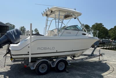 BOATZON | Robalo R225 Walkaround 2007 BOATZON | Robalo R225 Walkaround 2007