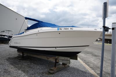 BOATZON | Robalo R227 2011