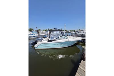 BOATZON | Robalo R227 Dual Console 2018