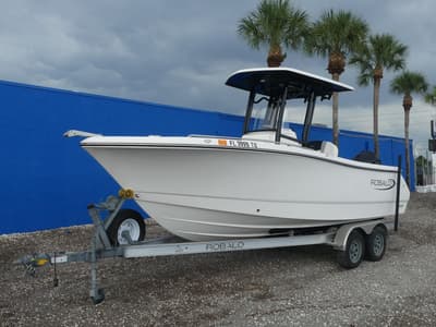 BOATZON | Robalo R230 2024 BOATZON | Robalo R230 2024