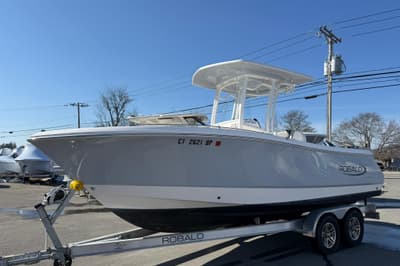 BOATZON | Robalo R230 Center Console 2022