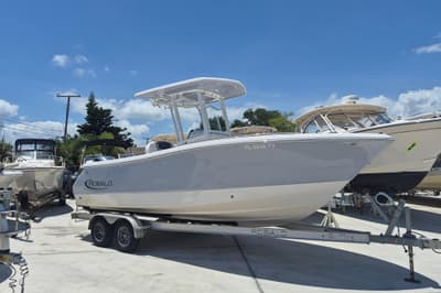 BOATZON | Robalo R230 Center Console 2023