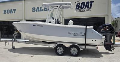 BOATZON | Robalo R230 Center Console 2024