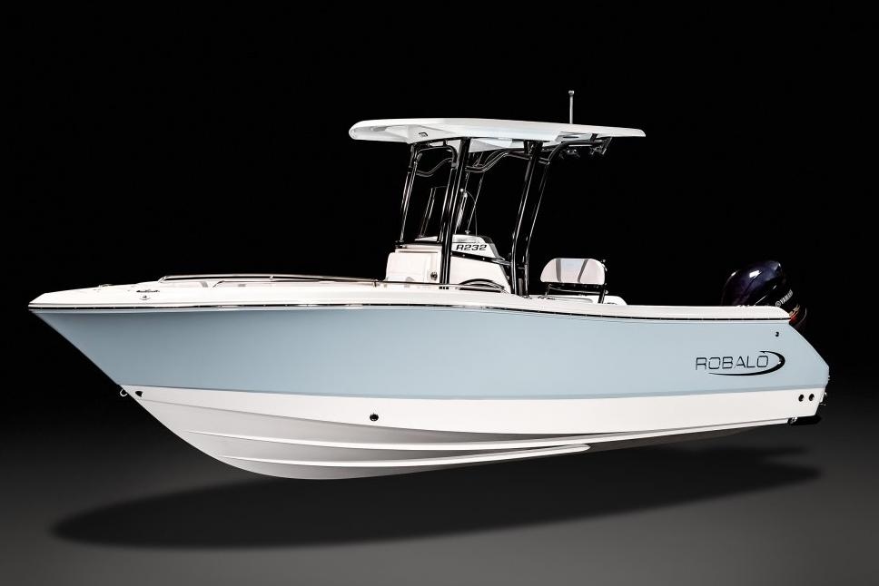 2026 Robalo R232 Explorer - Sold Boat