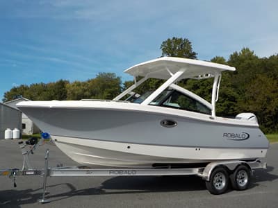 BOATZON | Robalo R237 2027