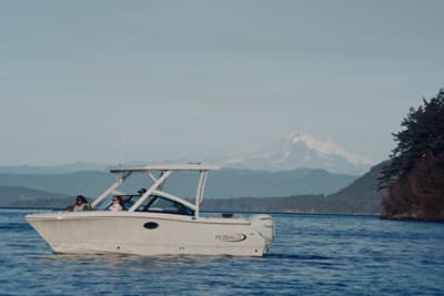 BOATZON | Robalo R237 Dual Console 2027