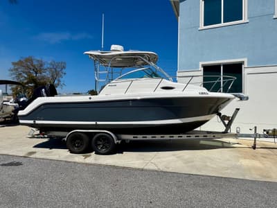 BOATZON | Robalo R245 Walkaround 2015
