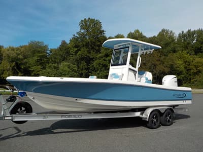 BOATZON | Robalo R246 Cayman 2027