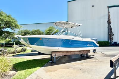 BOATZON | Robalo R247 Dual Console 2012