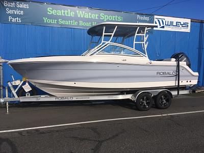 BOATZON | Robalo R247 Dual Console 2023 BOATZON | Robalo R247 Dual Console 2023