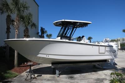 BOATZON | Robalo R250 2025