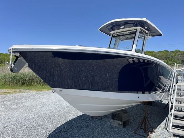 2024 Robalo R250 Center Console - Sold Boat