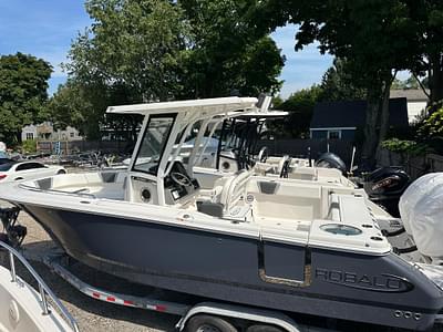 BOATZON | Robalo R250 Center Console 2025