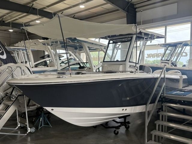 2026 Robalo R250 Center Console - Sold Boat