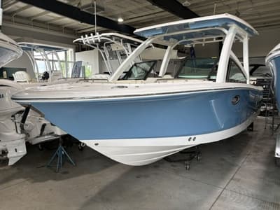 BOATZON | Robalo R257 2026