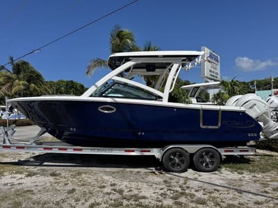 BOATZON | Robalo R257 2026