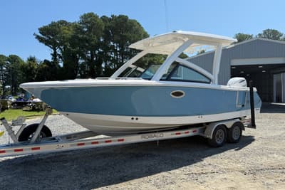 BOATZON | Robalo R257 Dual Console 2026