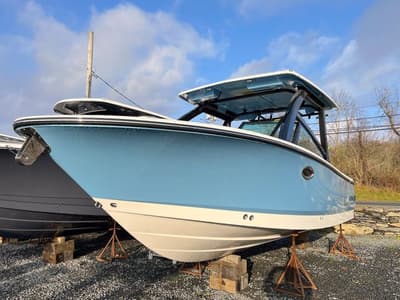 BOATZON | Robalo R257 Dual Console 2026