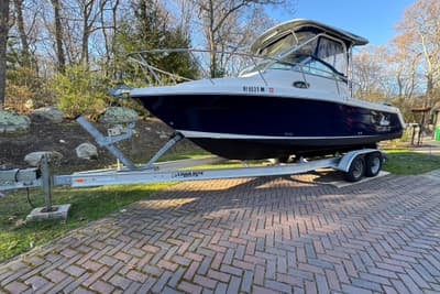 BOATZON | Robalo R265 Walkaround 2014