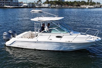 BOATZON | Robalo R265 Walkaround 2014