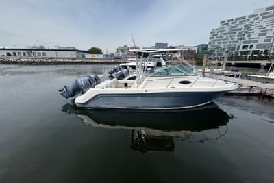 BOATZON | Robalo R265 Walkaround 2015
