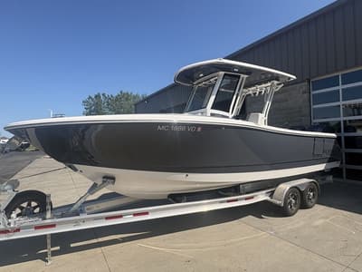 BOATZON | Robalo R270 2024