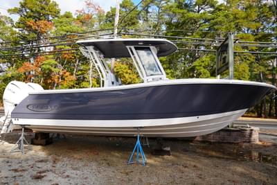 BOATZON | Robalo R270 2025