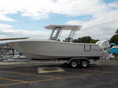 BOATZON | Robalo R270 2027