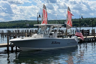 BOATZON | Robalo R270 Center Console 2026