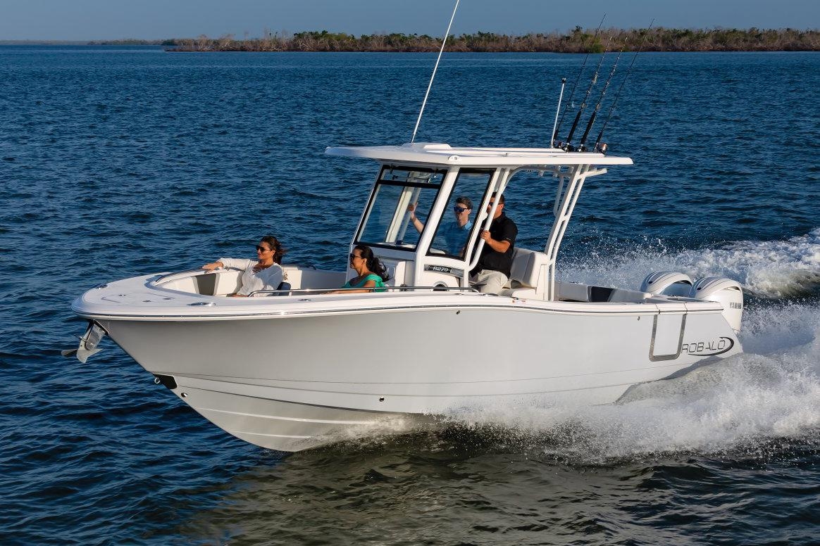 2026 Robalo R270 Center Console - Sold Boat