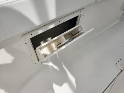 BOATZON | Robalo R272 2020 BOATZON | Robalo R272 2020
