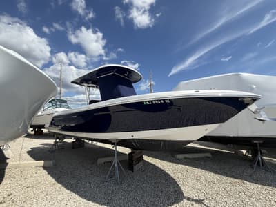 BOATZON | Robalo R272 2021 BOATZON | Robalo R272 2021