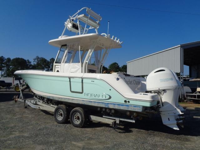 2019 Robalo R272 Center Console - Sold Boat