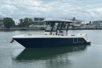 BOATZON | Robalo R272 Center Console 2019