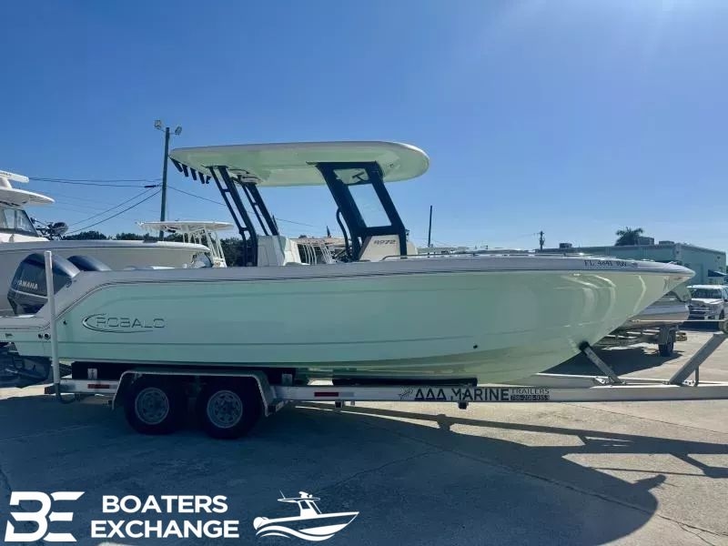 2019 Robalo R272 Center Console - Sold Boat