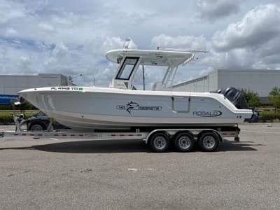 BOATZON | Robalo R272 Center Console 2022