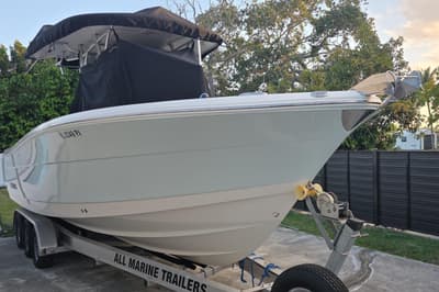 BOATZON | Robalo R300 Center Console 2015