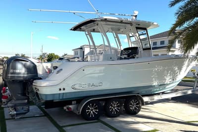 BOATZON | Robalo R302 Center Console 2017