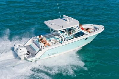 BOATZON | Robalo R317 Dual Console 2026
