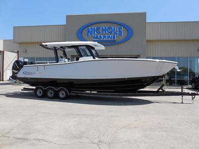 BOATZON | Robalo R360 Center Console 2023